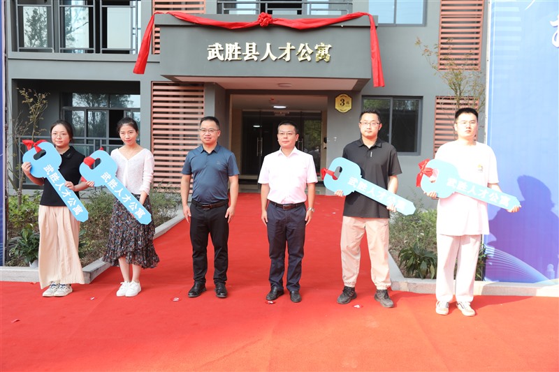 8e919155e34f25c68384be6417c1037_Jc